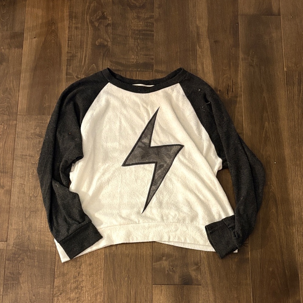 Vintage Havana Black and White Lightning Bolt Top